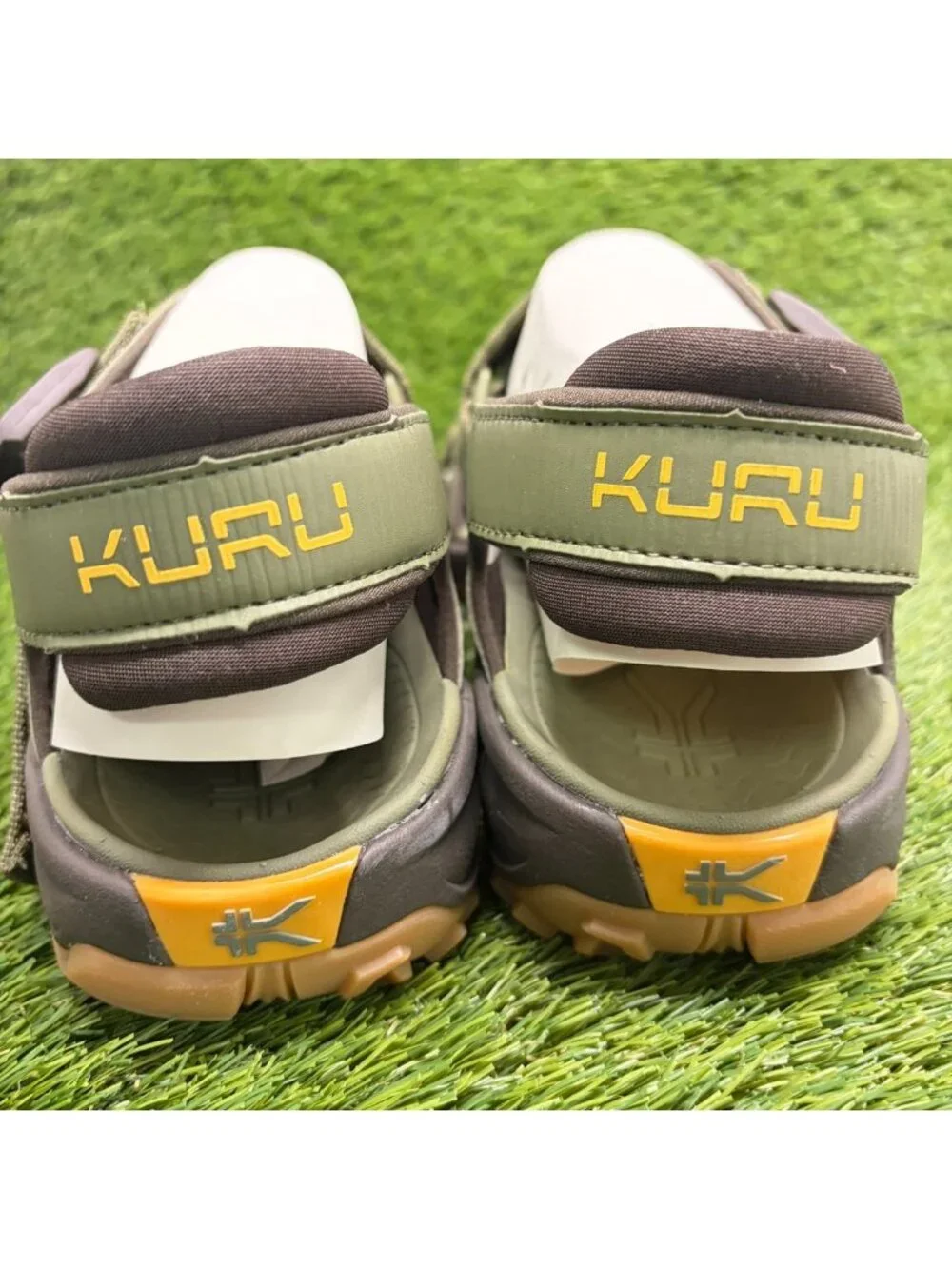 Kuru Current Mens Size 9 Olive Green Gum Beach Walking Outdoor Strappy Sandals